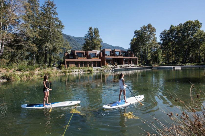 stand-up_paddle_boarding_at_andbeyond_vira_vira_1-min-min